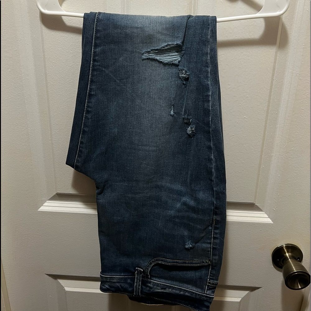 Woman’s high rise Maurice’s jeans size Large
